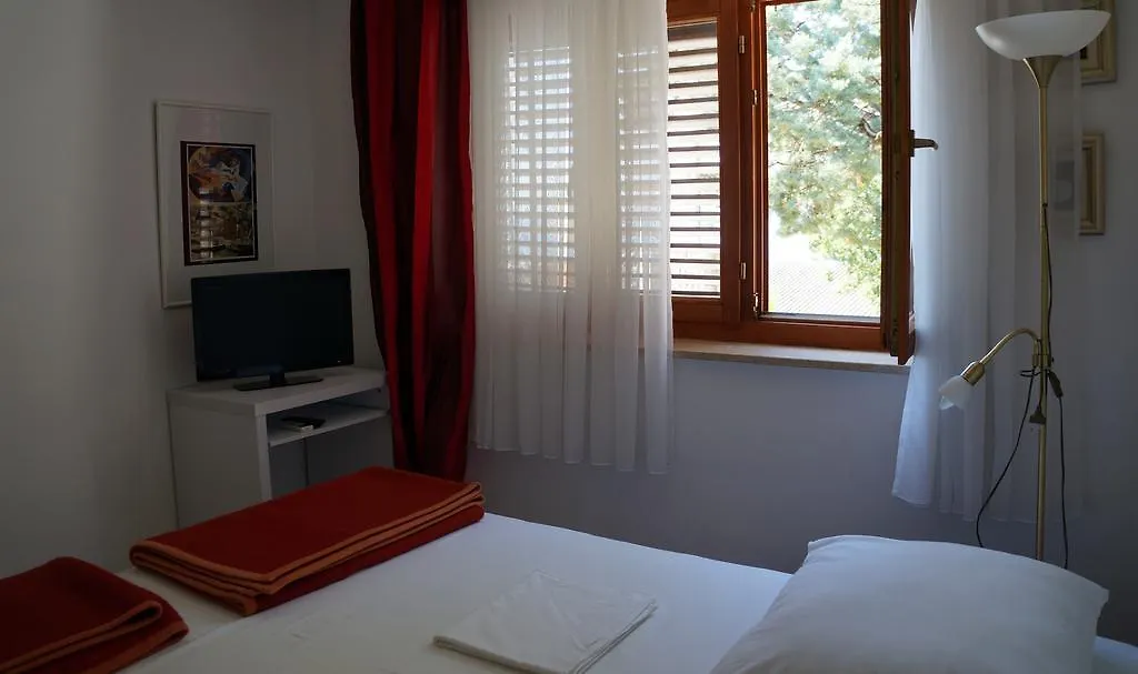 Studio Apartment Novi Novi Vinodolski
